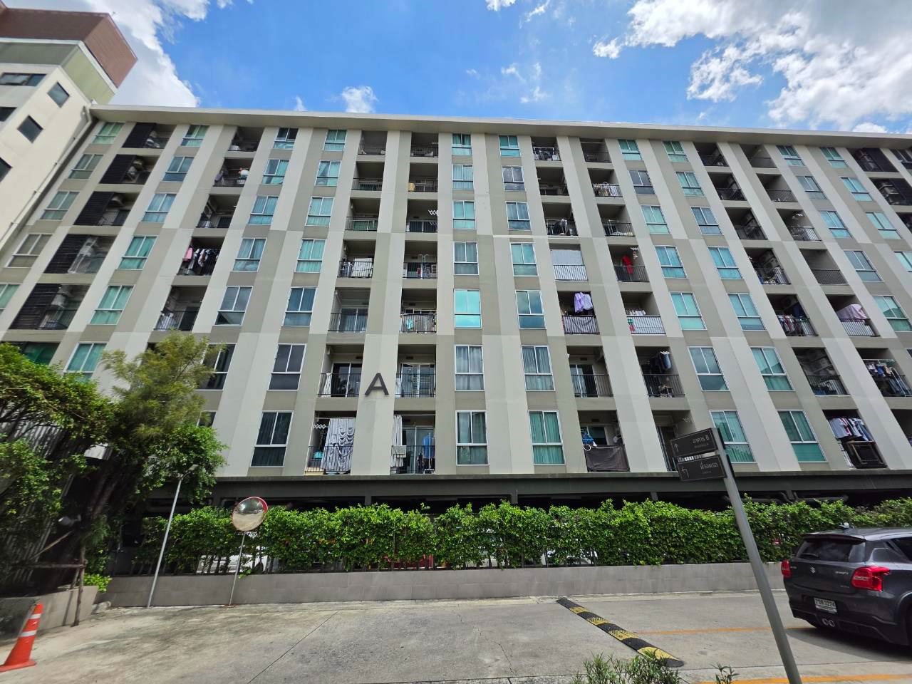 ขายพลัมคอนโด โชคชัย4 ( Plum Condo Chokchai 4 )