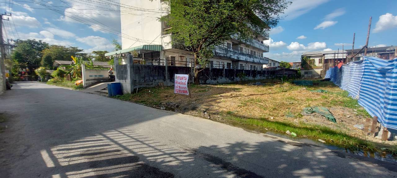 ขายที่ดินเปล่า ซอยแจ้งวัฒนะ6 แยก1 ใกล้รถไฟฟ้าหลักสี่ 